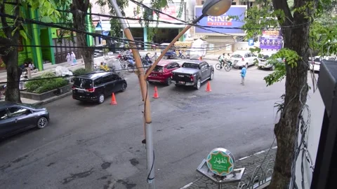 View of the highway with passing vehicles 스톡 동영상 258420747