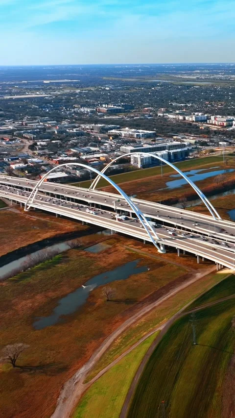 View on the highways plexus leading to Margaret McDermott Bridge in Dallas, Stock Footage 337507804