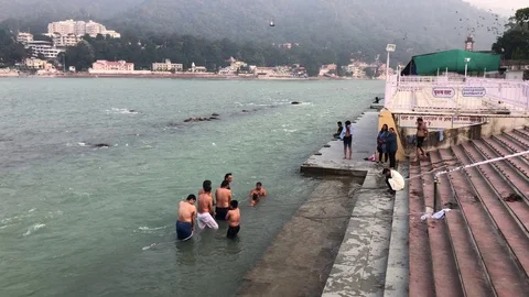 View of the Holy Ganges River from the holy city of Rishikesh Stock-Footage 120280149