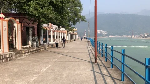 View of the Holy Ganges River from the holy city of Rishikesh Stock-Footage 120280602