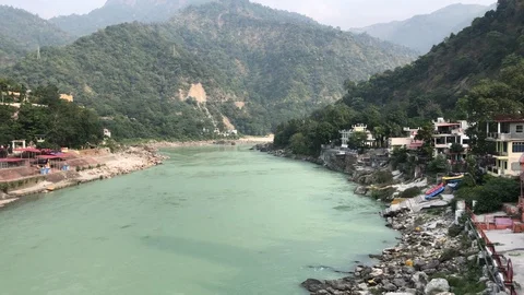 View of the Holy River Ganges from the holy city of Rishikesh Stock-Footage 120279579