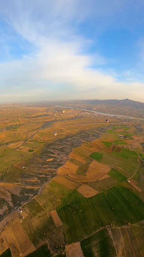 View from hot air balloon over Cappadocia. Video stock 240945916