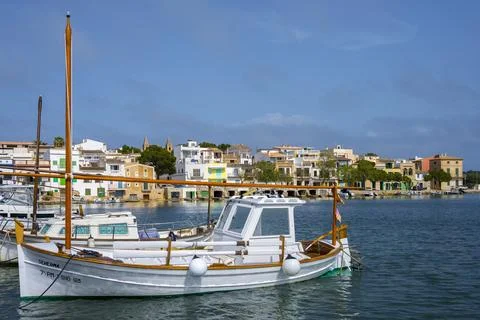 View on the houses Nucli Antic, old town of Porto Colom in Mallorca Stock-Fotos