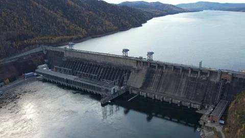 View of the hydroelectric dam Stockbeeldmateriaal 219345884