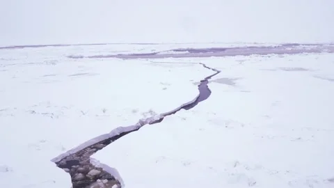 View of ice on the arctic ocean with sunlight Video stock 139878049