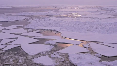 View of ice on the arctic ocean with sunlight Video stock 141643601