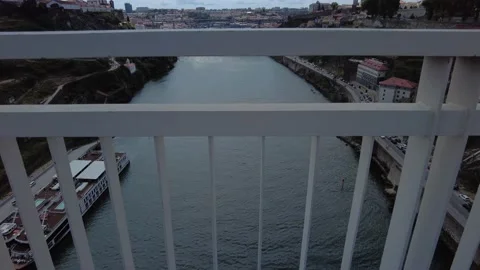 View from Infante Bridge over Douro River - Porto, Portugal 库存影片 154599331
