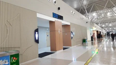 View inside a gates departure terminal of Hasanuddin International Airport Stock Photos