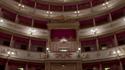 View from inside the magnificent opera hall with loggias in the Italian opera Vidéo 221198637
