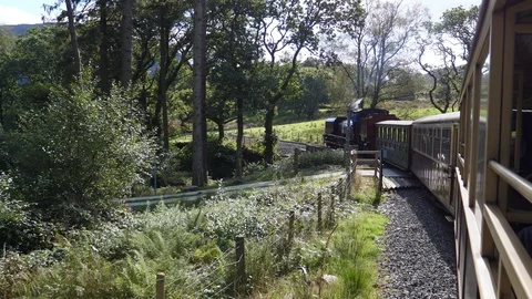 View from inside of steam train speeding down the hill Vídeos de archivo 119249377