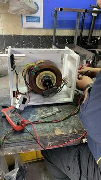 View of inside of voltage stabilizer used in industrial machine, Foto stock