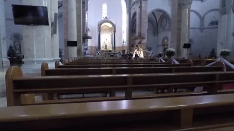 View of interior inside Cathedral Basilica, Intramuros, Manila, Philippines 库存影片 204060430