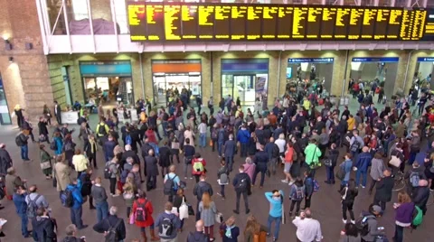 View of the interior of King's Cross sta... | Stock Video | Pond5