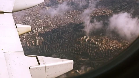 View of Istanbul from the window of the plane 스톡 동영상 81686419