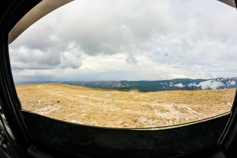 View from the jeep window on the Chatyr-dag plateau in motion. Stockfoto's