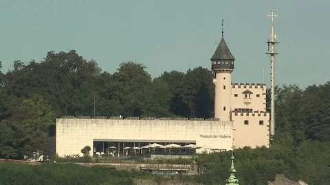 View from the Karoline-Bridge to the Museum der Moderne, Salzburg Video stock 82372986