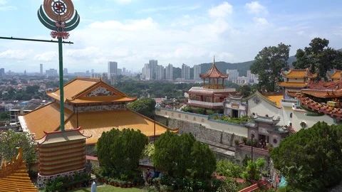 A  view of Kek Lok Si Temple in Pulau Pinang Stock Footage 112053432