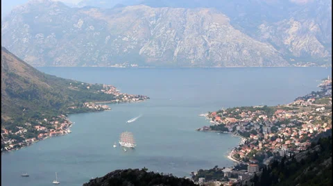View of Kotor, from the top of the mountain Vídeo Stock 32897431