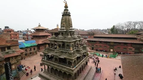 View of the Krishna Mandir temple in Patan Durbar Square, Nepal. Video stock 335469940