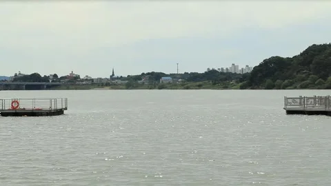 View of lake in the mountains	 動画素材 305821791