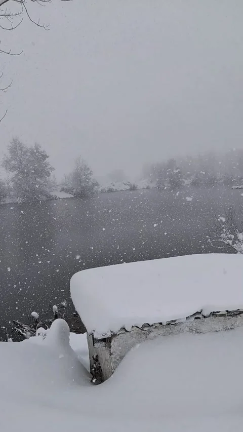 The view of the lake in winter Stock Footage 286386637
