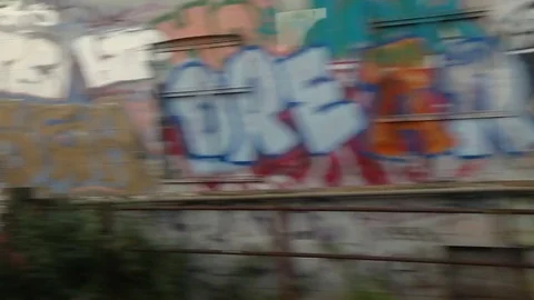 View of London from moving train window 스톡 동영상 76386430