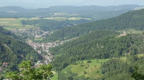 A view looking down on a Swiss village Vídeo Stock 52128191