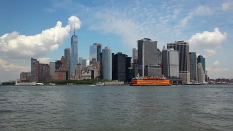 View Lower Manhattan And Ferry Vídeo Stock 77392532