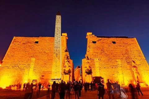 View of Luxor Temple Complex in the night. Foto stock