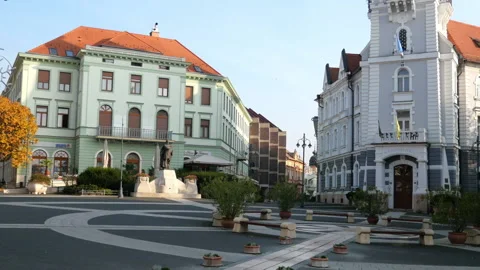 View on the main square of Kaposvar in Hungary 스톡 동영상 143711986