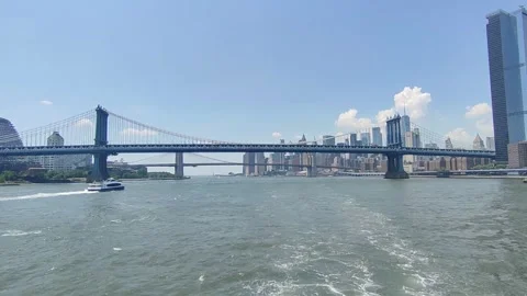 View of Manhattan bridge from a ferry Stock Footage 283317806