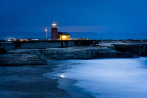 View of Mark Abbott Memorial Lighthouse at night, in Santa Cruz, California. Foto stock