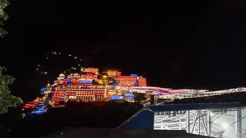 A view of Mata Vaishno Devi Bhawan during night Фото