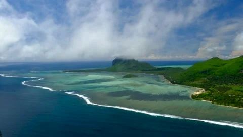 View of mauritius coast from float plane cabin Stock Footage 170071897
