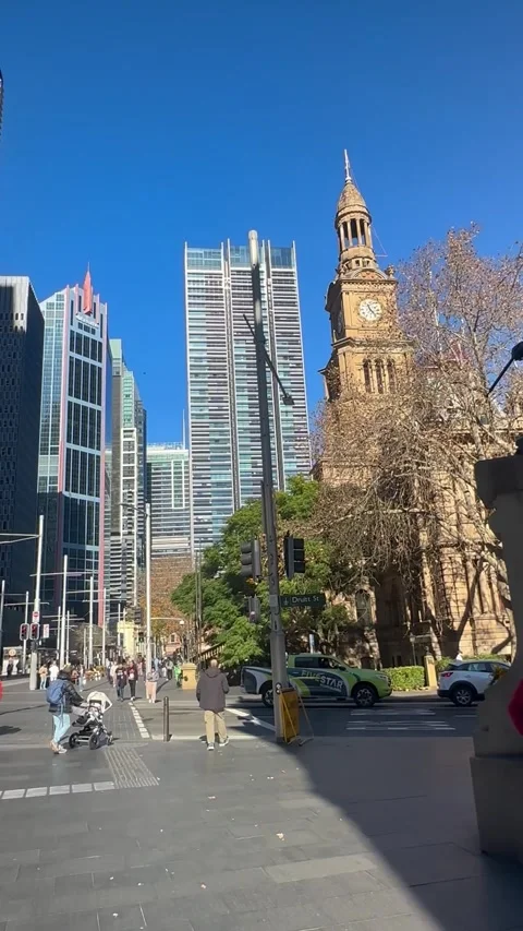 A view of Melbourne with the historic clock tower Stock Footage 313285424