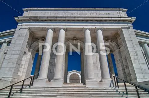 View of the memorial amphitheater at arlington cemetery Stock Photos
