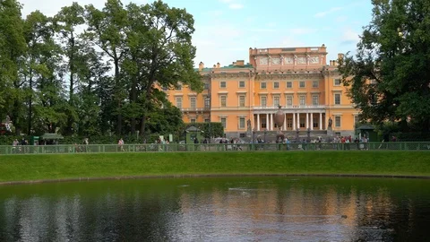View of the Michael or Engineers Castle and Karpiev pond Stock Footage 114293974