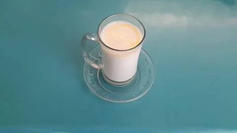 A View of Milk in a Glass 库存影片 330298603