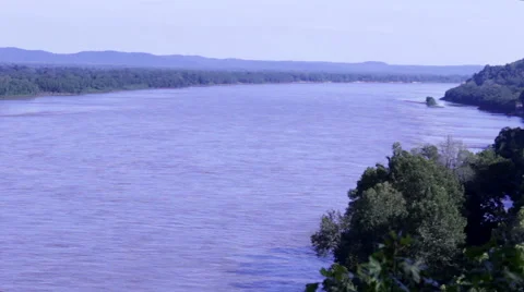 View Of Mississippi River Ready For Lapse Video stock 41963083