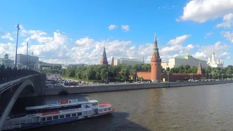 View of Moscow Kremlin from river on summer timelapse 動画素材 78018685