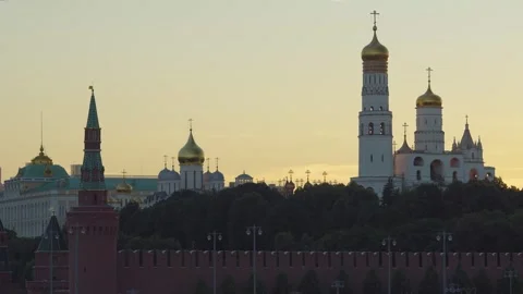 View of the Moscow Kremlin at sunset Video stock 321587288