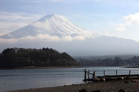 View of Mount Fuji from Kawaguchiko lake Stock Photos