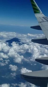 View of Mount Merapi from the airplane 库存照片