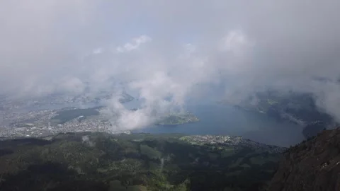 View of Mount Pilatus and Lake Lucerne, Switzerland. Stock-Footage 343668202