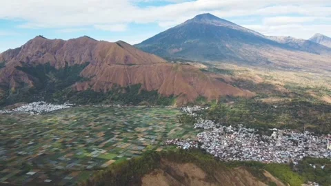 View of Mount Rinjani Lombok. Stock Footage 205427491