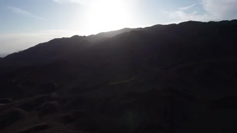 View of the mountain and the bright sun Stock-Footage 250168778