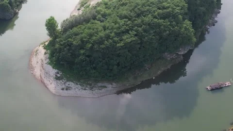 View of the mountain and river Video stock 310216005