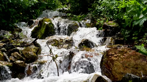 A view of mountain climbing with a view of Tsurugidake in Japan. Stock-Footage 159042119