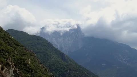 View of the mountain peak Stock-Footage 87470297