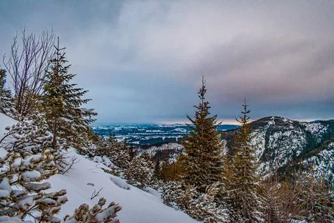 The view from the mountain summit 스톡 사진